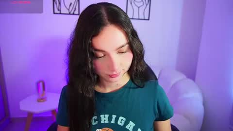 Alice online show from August 9, 3:46 pm