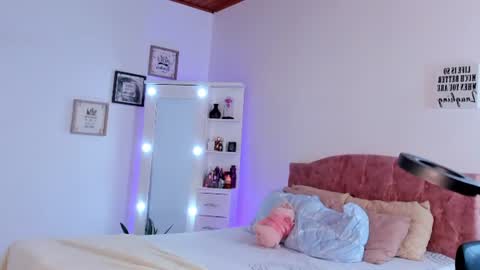  ALICEKIING online show from June 18, 4:12 am