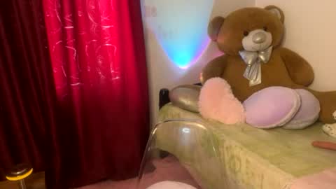 Alicekingdom online show from July 30, 7:31 pm