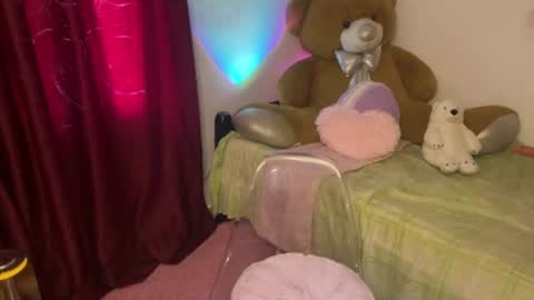 Alicekingdom online show from August 12, 10:23 pm