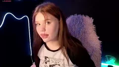 alicelike0101 online show from August 7, 3:28 am