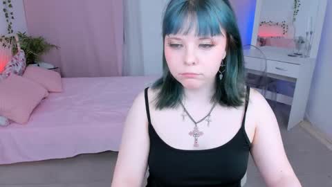 Alice online show from May 23, 7:39 pm