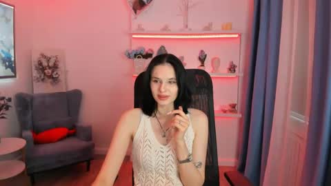 alicepertime online show from July 8, 11:25 am