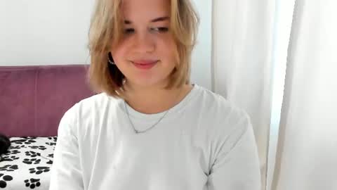 Alice online show from August 12, 12:40 pm