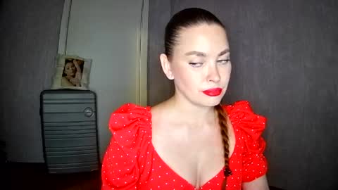 AlicexFresh online show from August 1, 2:01 pm