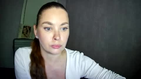 AlicexFresh online show from August 10, 11:55 am