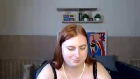 Alicia online show from August 14, 1:37 pm