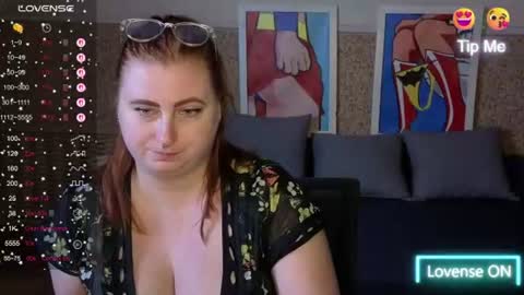 Alicia online show from August 15, 1:37 pm