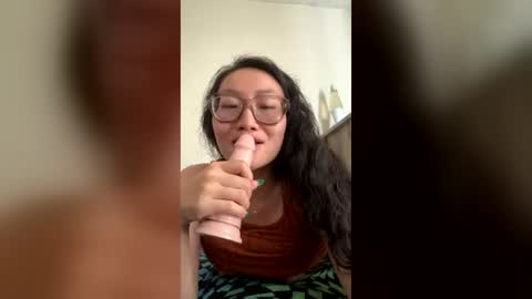 Alicia Hebi online show from July 8, 12:14 am