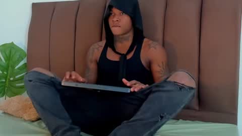 Alid 17 online show from August 5, 2:26 pm