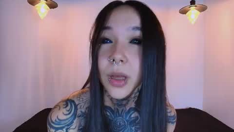    online show from August 4, 1:41 pm