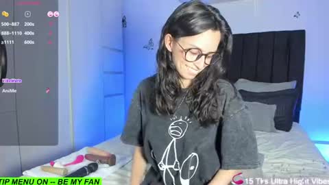 Your Cute Demon  online show from August 14, 9:18 pm