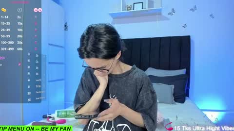  Your Cute Demon  online show from August 14, 10:24 pm
