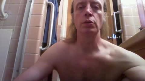 alienlove23 online show from May 4, 9:38 pm