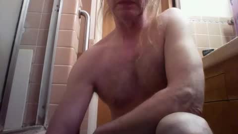 alienlove23 online show from May 21, 8:43 pm
