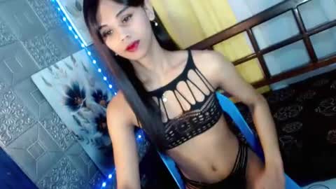 aliexagrey online show from August 16, 10:08 am