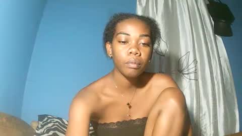 alihane21 online show from February 20, 6:05 pm
