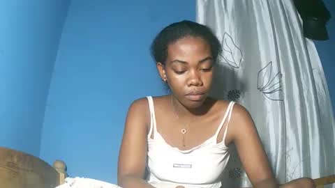 alihane21 online show from February 21, 8:51 pm