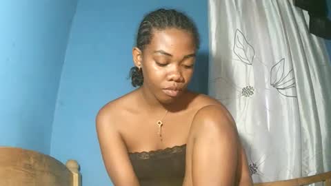 alihane21 online show from February 25, 10:02 am