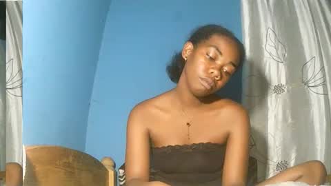 alihane21 online show from February 27, 6:38 pm