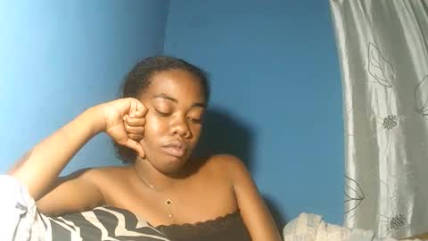 alihane21 online show from February 27, 7:44 pm