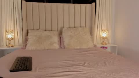 Alisson  online show from July 26, 3:33 am