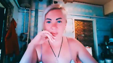 Alina online show from August 3, 3:57 am