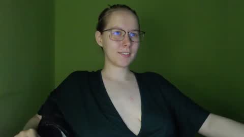 alinasei online show from June 23, 8:26 am