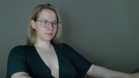 alinasei online show from July 11, 6:08 am