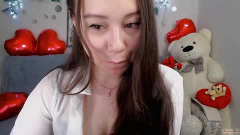 AlinaXRose online show from June 7, 12:05 am