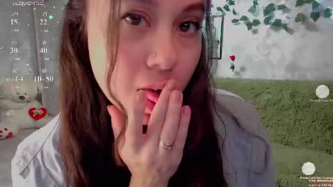 AlinaXRose online show from June 20, 2:33 am
