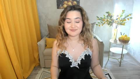 alineleee online show from March 27, 1:48 pm