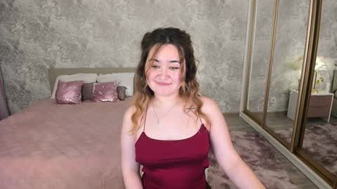 alineleee online show from March 30, 10:51 am