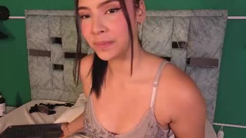 alisa ousen online show from July 30, 4:58 pm