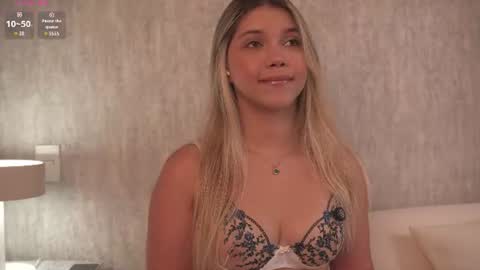   online show from August 6, 2:05 pm