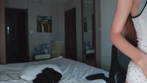 Alice     Fansly Alisa01 online show from August 2, 3:02 am