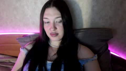 alisaadoll online show from August 16, 1:04 pm