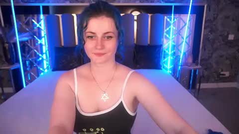 alisagrace online show from August 1, 12:44 pm
