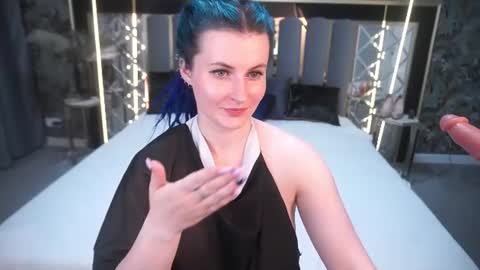 alisagrace online show from August 5, 4:38 pm