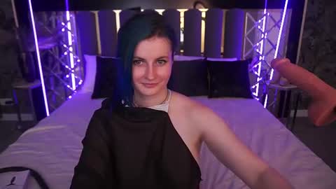 alisagrace online show from August 8, 3:56 pm