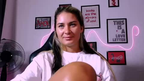 Alisa online show from July 20, 2:09 pm