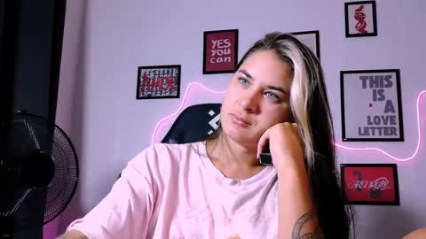 Alisa online show from August 6, 8:19 pm