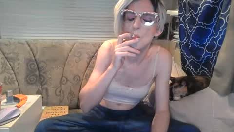 Alisha online show from August 10, 12:06 pm