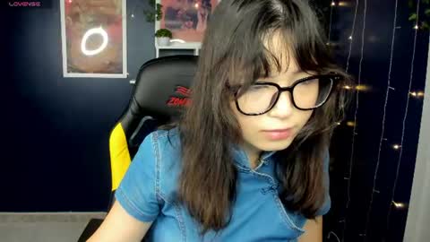 AlishaTempt online show from August 7, 1:11 pm