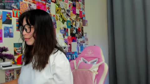 AlishaTempt online show from August 9, 1:01 pm