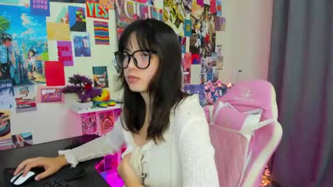 AlishaTempt online show from August 12, 3:58 pm