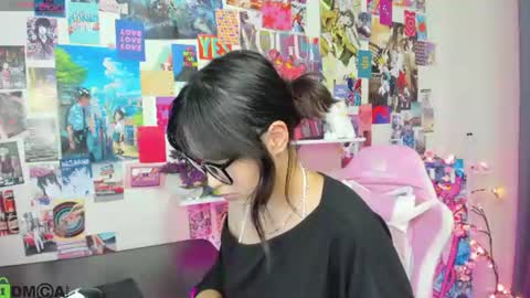 AlishaTempt online show from August 13, 8:06 am