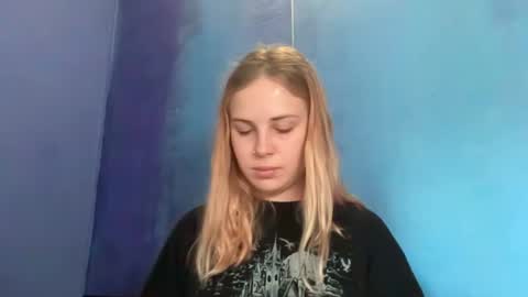 Alisa online show from August 10, 9:55 am