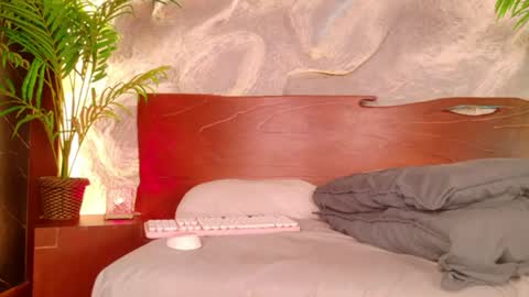 ALISOON MOON online show from August 4, 3:36 am