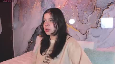 Mia online show from August 13, 4:26 am